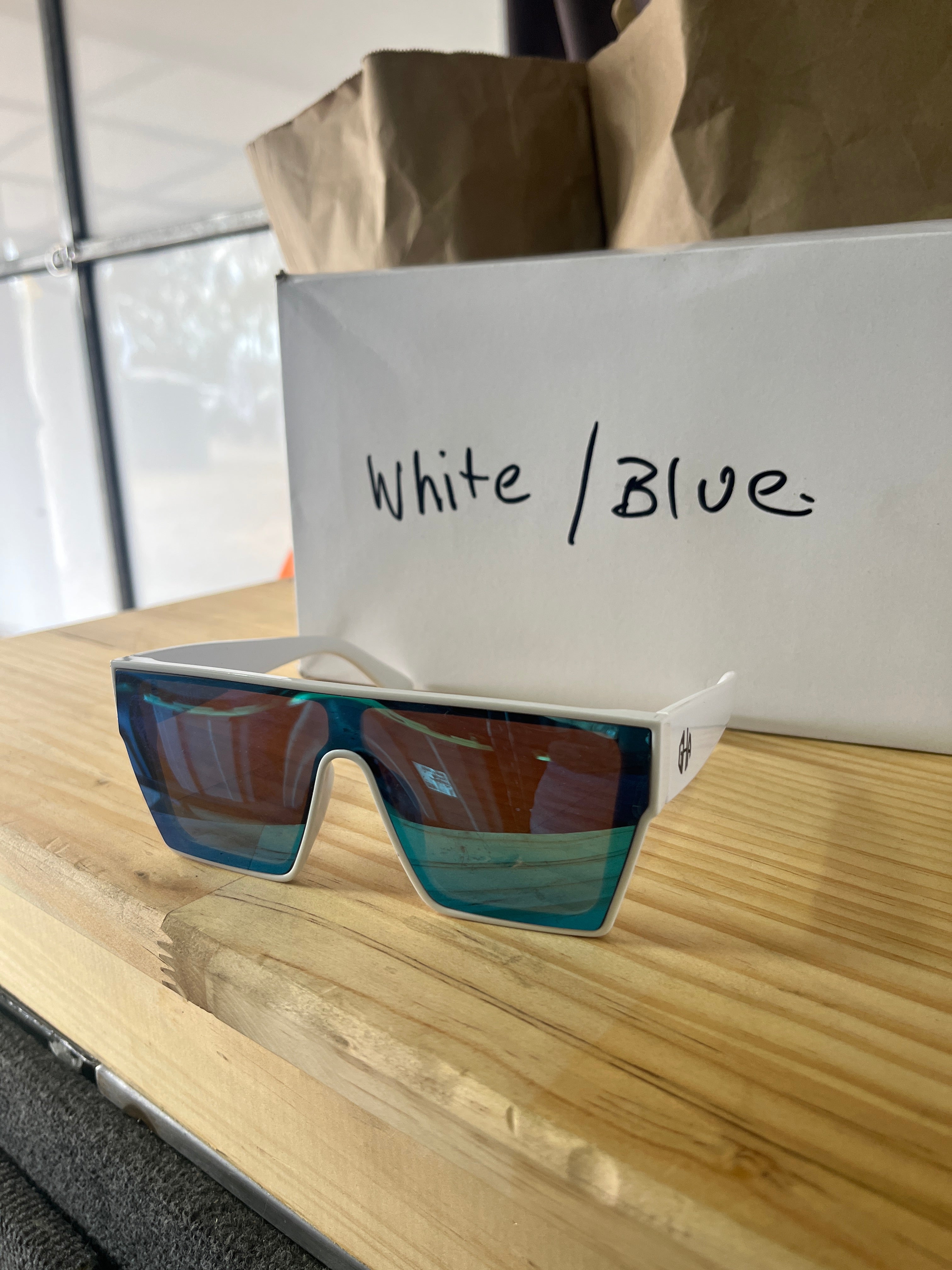 White blue good hunt sun glasses